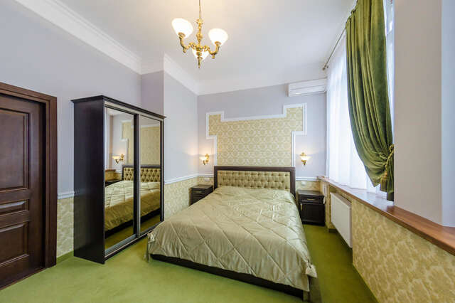 Отель Franz Hotel Ивано-Франковск-12